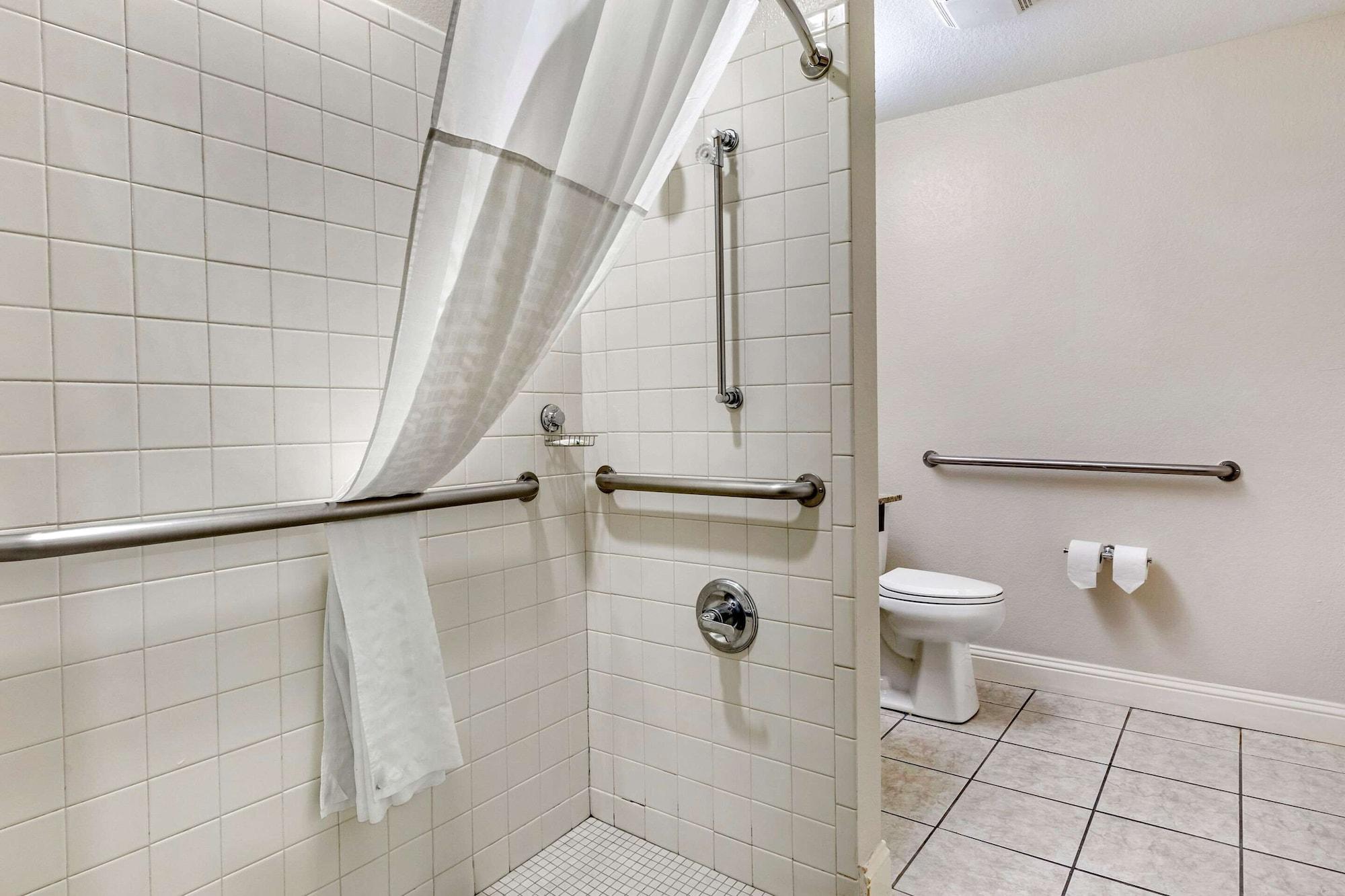 Quality Inn & Suites Longview I-20 エクステリア 写真
