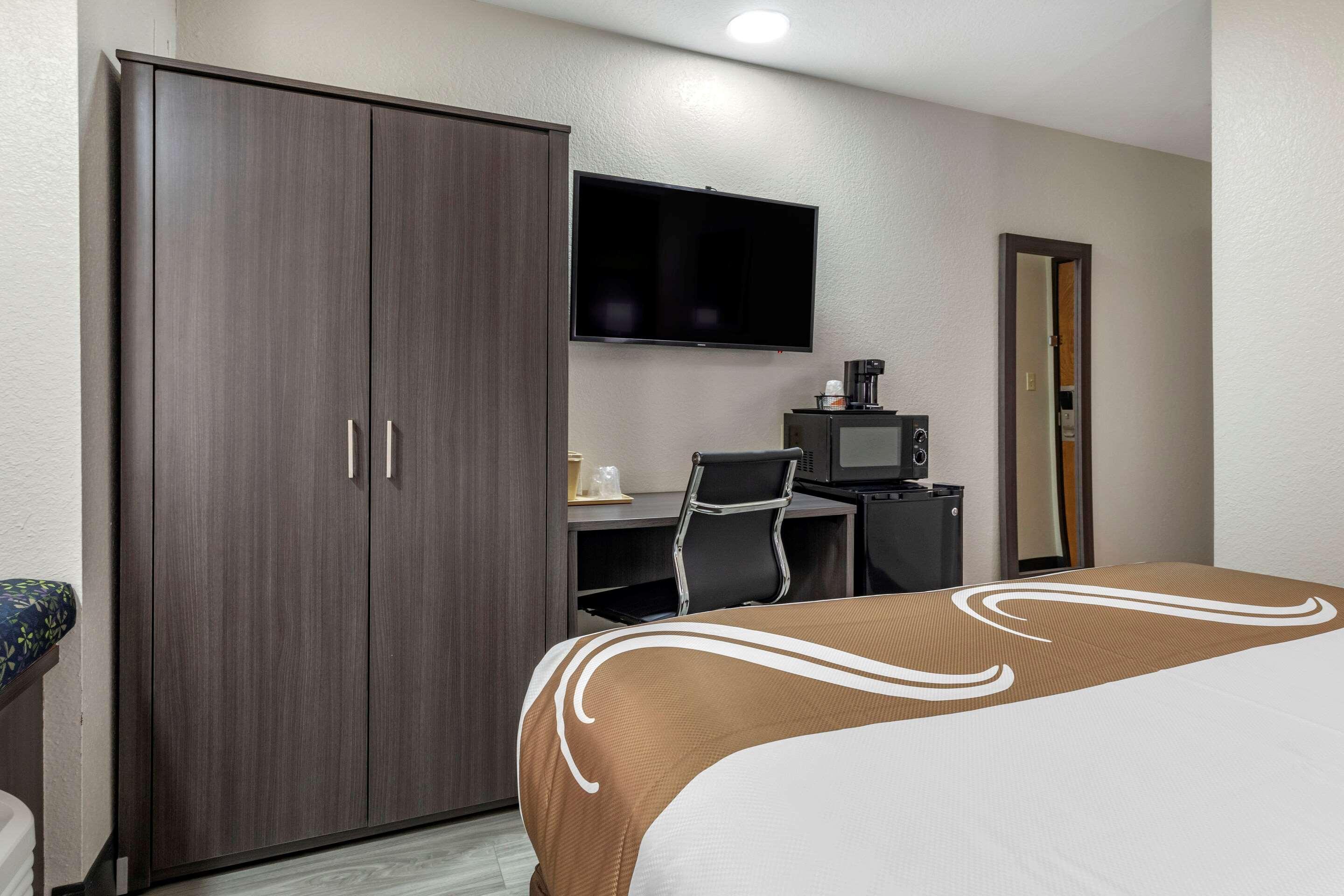 Quality Inn & Suites Longview I-20 エクステリア 写真