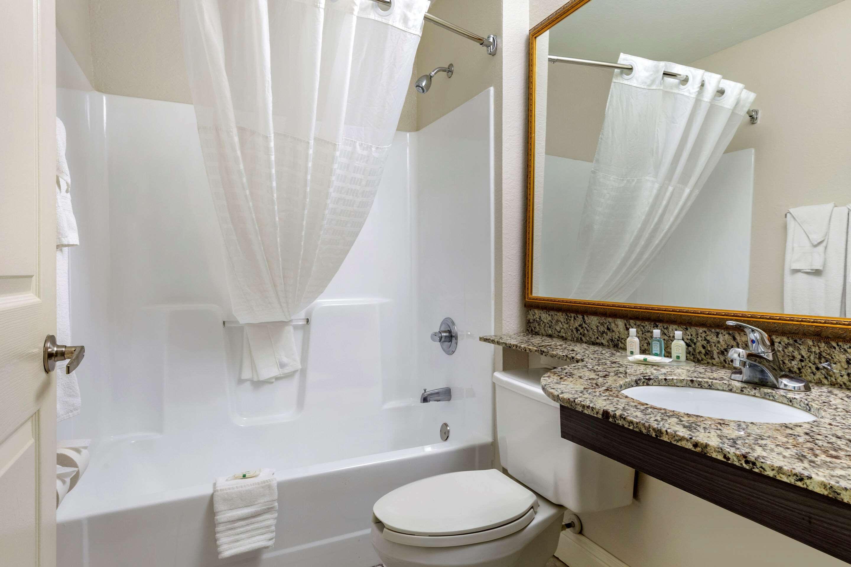 Quality Inn & Suites Longview I-20 エクステリア 写真
