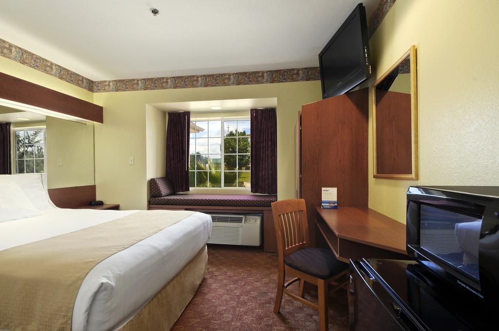 Quality Inn & Suites Longview I-20 エクステリア 写真